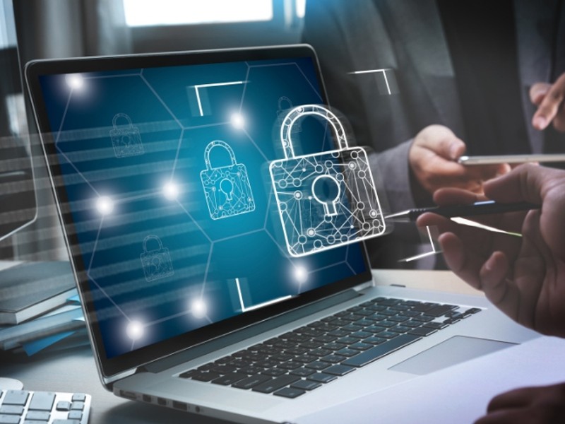 Biểu tượng bảo mật dữ liệu và thu thập thông tin trên BL55